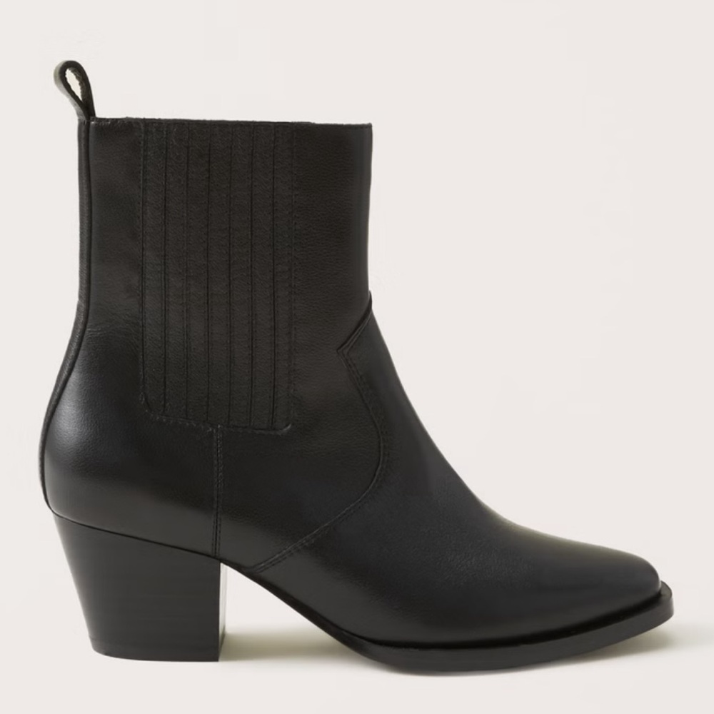 Abercrombie & Fitch Margaux Black Leather Western Heel ankle boot women size 6
